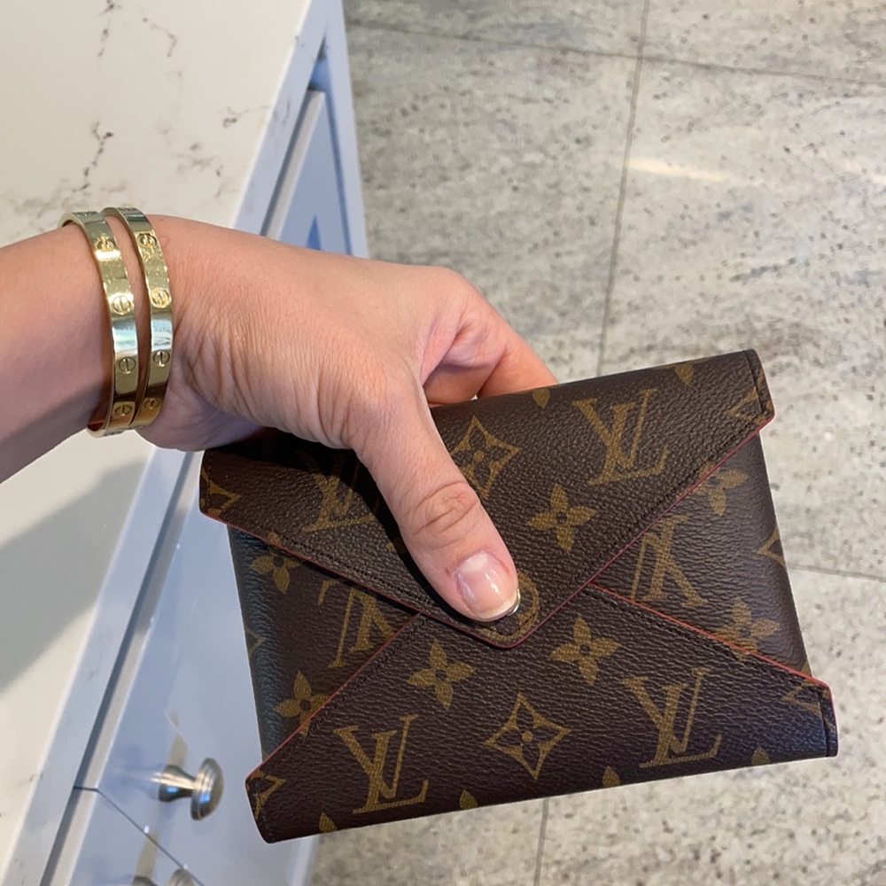 Louis Vuitton Wallet - Picture 10 of 12